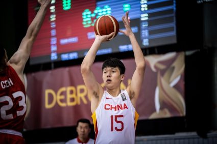 10.8 board +4.8 cap! Yang Hansen led the U19 men’s basketball World Cup rebound list & cap list!